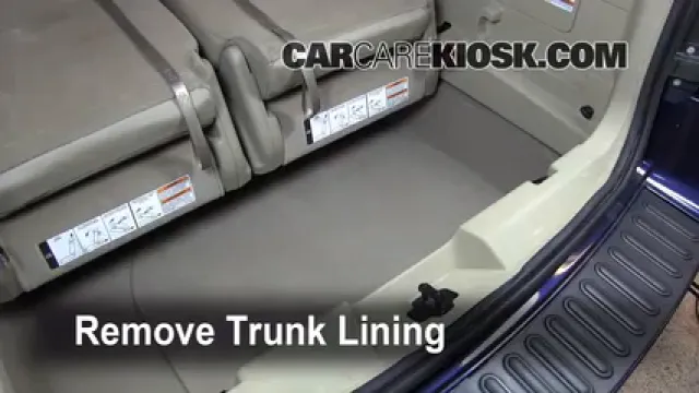 2007 Ford Freestyle Limited 3.0L V6 Monter sur cric Utiliser le cric pour lever la voiture